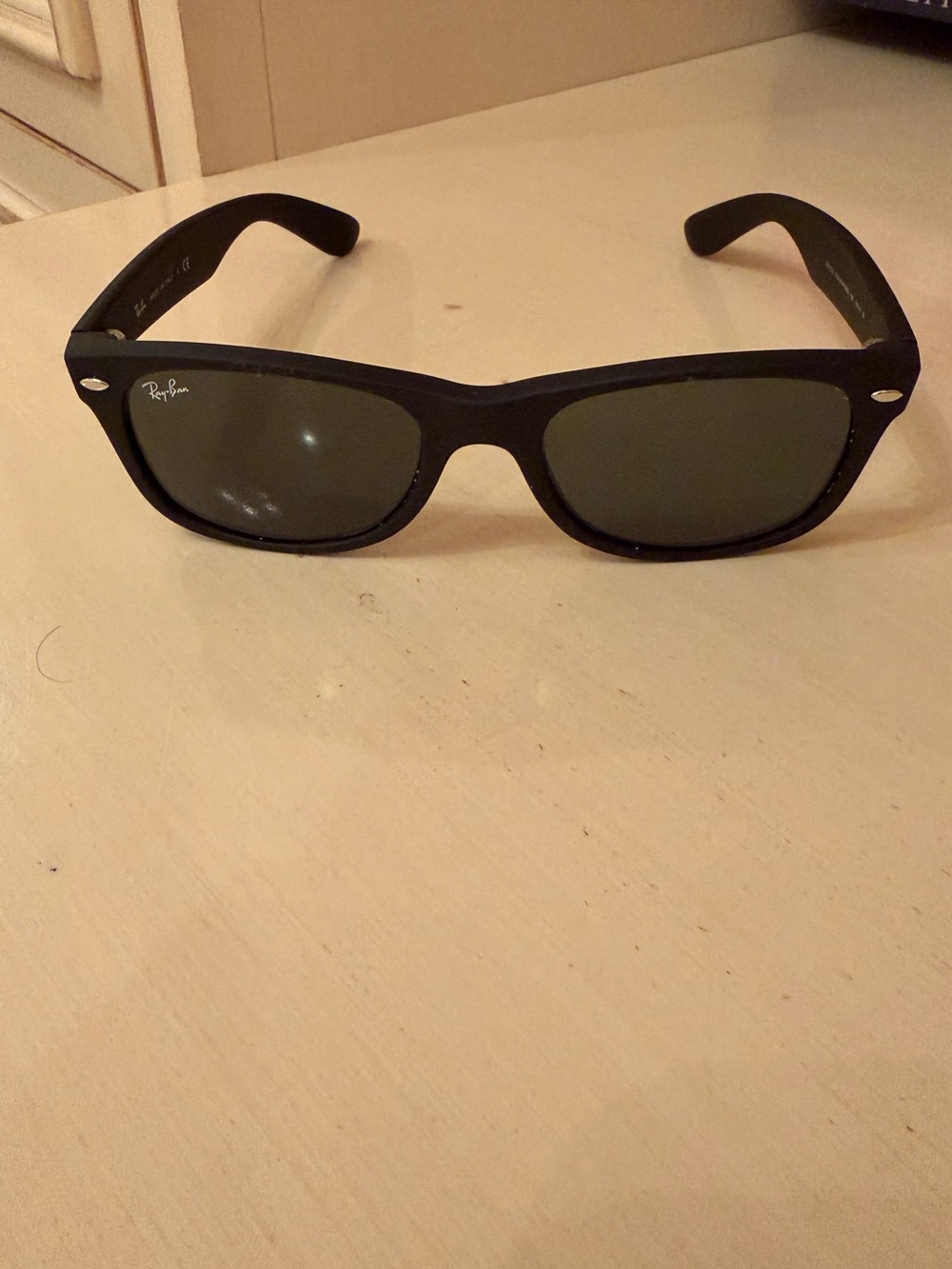 Ray-Ban Black Sunglasses with Dark Green Lenses